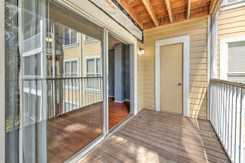 Condo in Tampa, Florida, 1 bedroom № 2102177 - photo 15