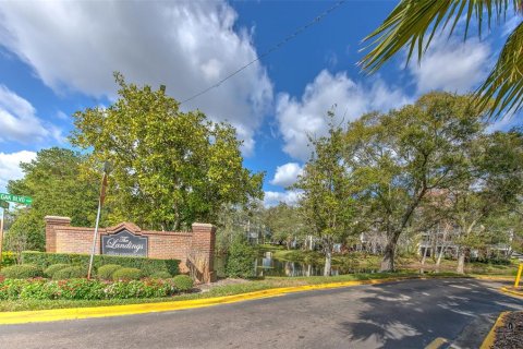 Condo in Tampa, Florida, 1 bedroom № 2102177 - photo 23