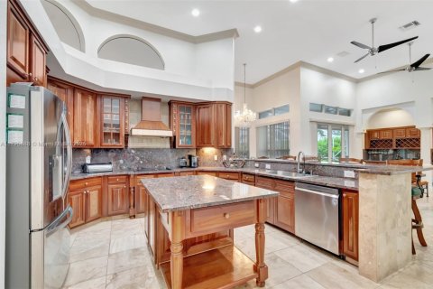 House in Wellington, Florida 5 bedrooms, 381.36 sq.m. № 1738218 - photo 15