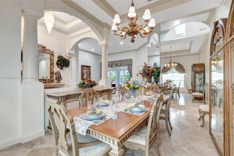 House in Wellington, Florida 5 bedrooms, 381.36 sq.m. № 1738218 - photo 14