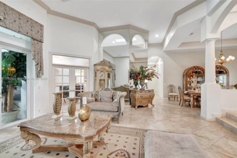 House in Wellington, Florida 5 bedrooms, 381.36 sq.m. № 1738218 - photo 6