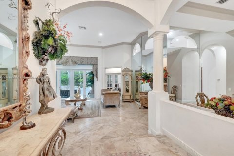 House in Wellington, Florida 5 bedrooms, 381.36 sq.m. № 1738218 - photo 10