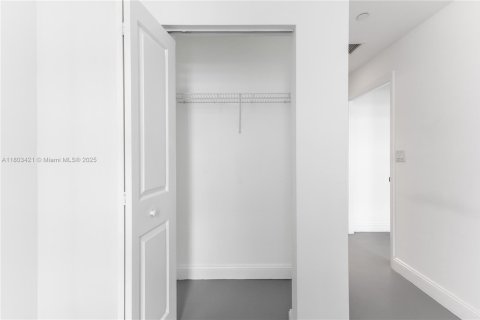 Copropriété à vendre à Miami, Floride: 2 chambres, 78.97 m2 № 1686329 - photo 20