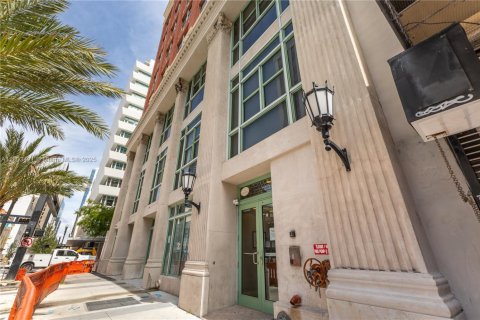 Copropriété à vendre à Miami, Floride: 2 chambres, 78.97 m2 № 1686329 - photo 27
