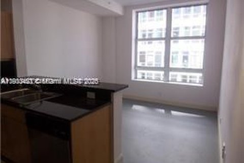 Copropriété à vendre à Miami, Floride: 2 chambres, 78.97 m2 № 1686329 - photo 10