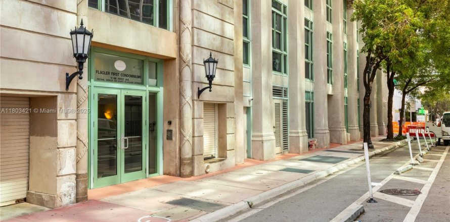 Condo à Miami, Floride, 2 chambres № 1686329