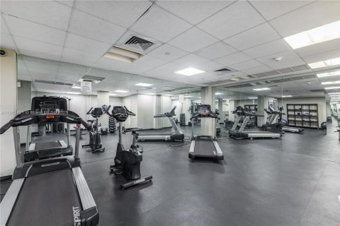 Copropriété à vendre à Miami, Floride: 2 chambres, 78.97 m2 № 1686329 - photo 16