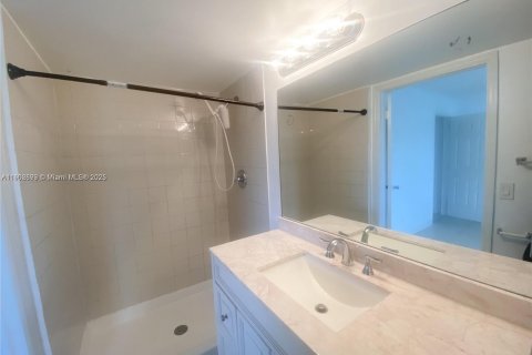 Copropriété à louer à Pembroke Pines, Floride: 2 chambres, 84.91 m2 № 1954707 - photo 15