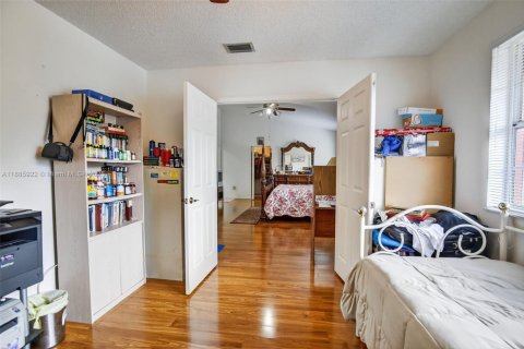 Villa ou maison à vendre à Pembroke Pines, Floride: 5 chambres, 263.75 m2 № 1933548 - photo 27