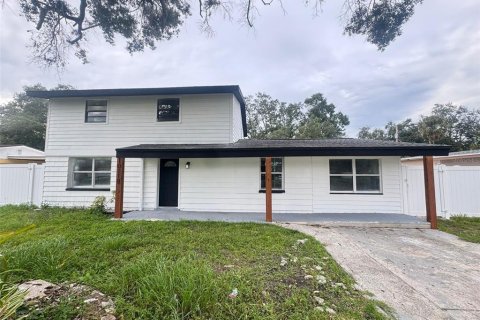Villa ou maison à vendre à Tampa, Floride: 4 chambres, 173.91 m2 № 1904776 - photo 1