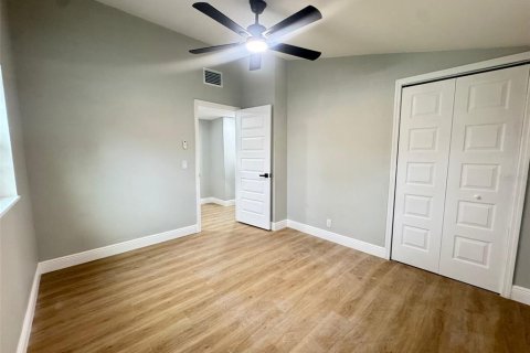 Villa ou maison à vendre à Tampa, Floride: 4 chambres, 173.91 m2 № 1904776 - photo 27