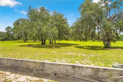 Land in Weeki Wachee, Florida № 1849445 - photo 1