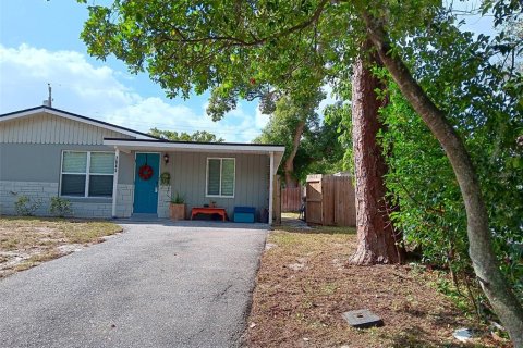 Casa en venta en New Port Richey, Florida, 3 dormitorios, 65.03 m2 № 1553887 - foto 1