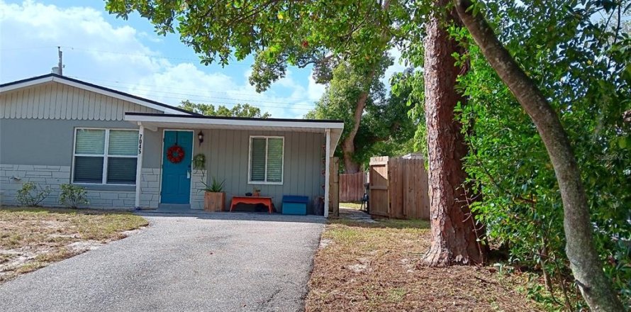 Casa en New Port Richey, Florida 3 dormitorios, 65.03 m2 № 1553887