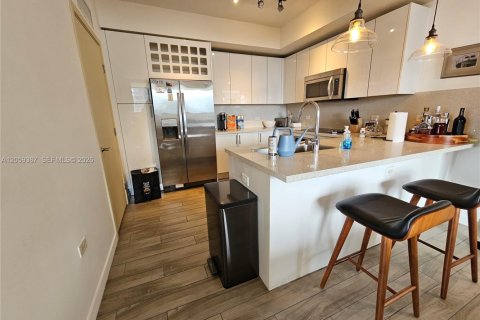 Condominio en venta en Miami, Florida, 2 dormitorios, 113.71 m2 № 2185977 - foto 4