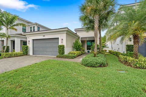 Casa en Palm Beach Gardens, Florida 3 dormitorios, 220.27 m2 № 2382737
