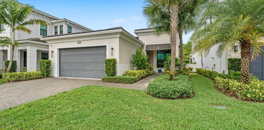 Casa en Palm Beach Gardens, Florida 3 dormitorios, 220.27 m2 № 2382737