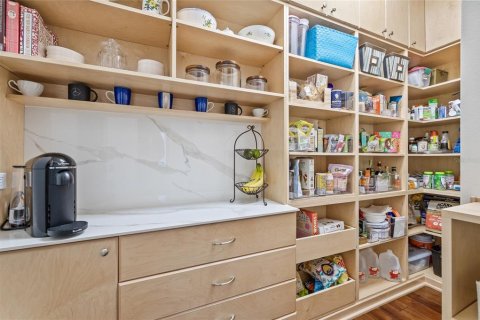 Купить виллу или дом в Тампа, Флорида 11 комнат, 525.55м2, № 1549350 - фото 30