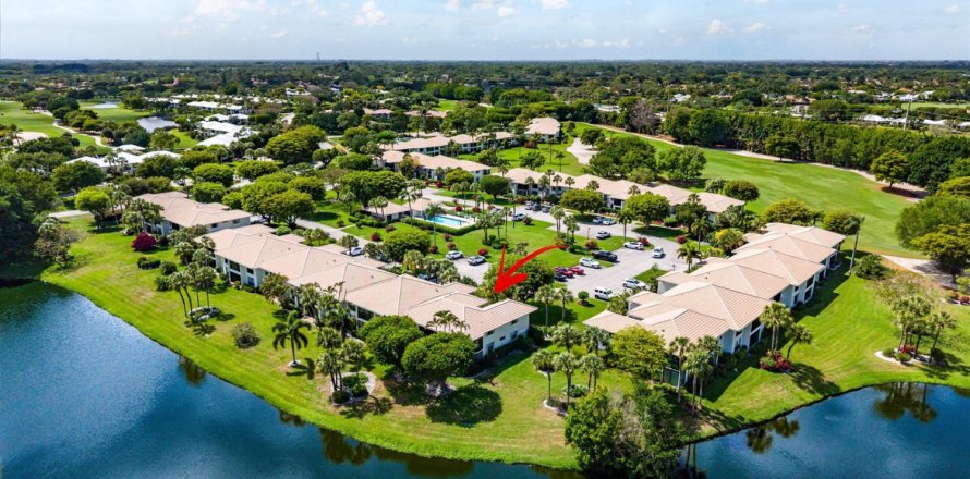 Condominio en Boynton Beach, Florida, 2 dormitorios  № 2146581