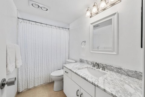 Condominio en venta en Boynton Beach, Florida, 2 dormitorios, 156.73 m2 № 2146581 - foto 26