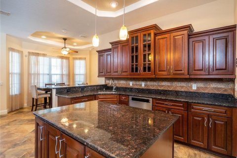 House in Ocala, Florida 4 bedrooms, 241.17 sq.m. № 2103959 - photo 6