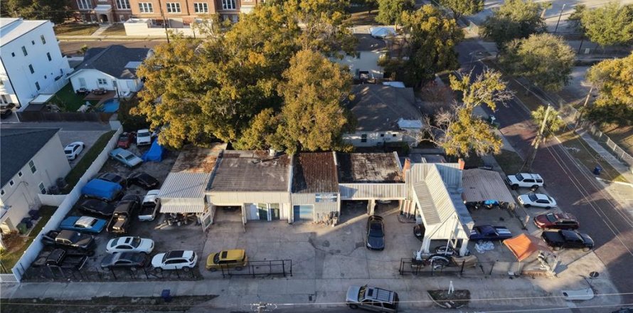 Propiedad comercial en Tampa, Florida 138.89 m2 № 2108672