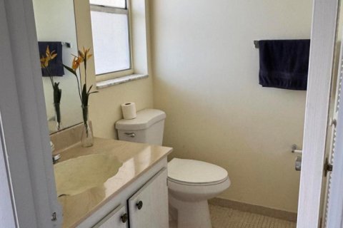 Condo in Boynton Beach, Florida, 1 bedroom № 2169839 - photo 6