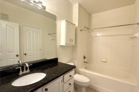 Townhouse in Maitland, Florida 4 bedrooms, 158.58 sq.m. № 1912320 - photo 8