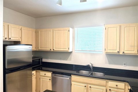 Townhouse in Maitland, Florida 4 bedrooms, 158.58 sq.m. № 1912320 - photo 5