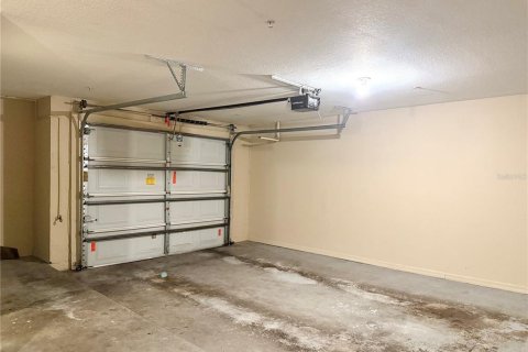 Townhouse in Maitland, Florida 4 bedrooms, 158.58 sq.m. № 1912320 - photo 13