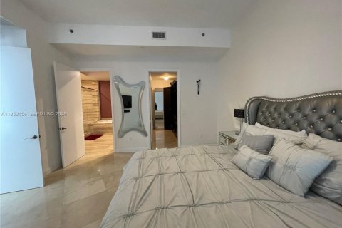 Condominio en alquiler en Sunny Isles Beach, Florida, 3 dormitorios, 195.65 m2 № 2054536 - foto 9