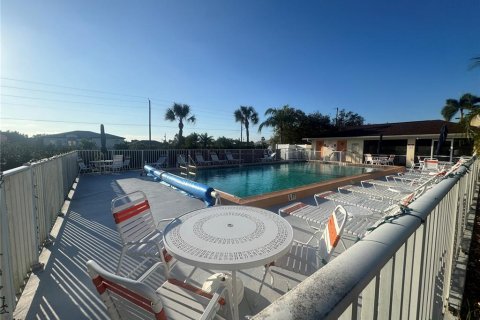 Adosado en venta en Punta Gorda, Florida, 2 dormitorios, 107.21 m2 № 2142511 - foto 27