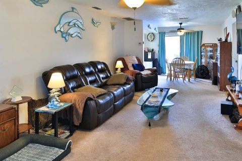 Duplex in Edgewater, Florida 2 bedrooms, 106.28 sq.m. № 2220995 - photo 6