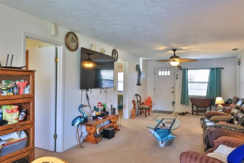 Duplex in Edgewater, Florida 2 bedrooms, 106.28 sq.m. № 2220995 - photo 4
