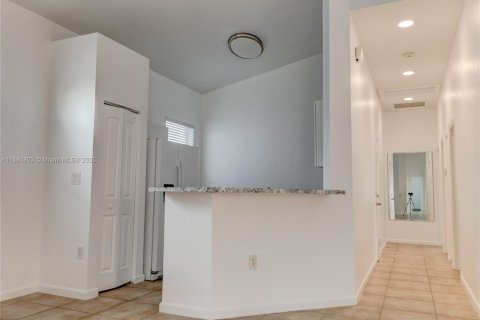 House in Homestead, Florida 3 bedrooms, 134.34 sq.m. № 1423123 - photo 6