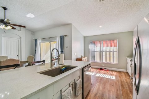 House in Tampa, Florida 3 bedrooms, 129.97 sq.m. № 1876413 - photo 18