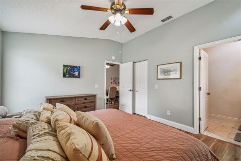 House in Tampa, Florida 3 bedrooms, 129.97 sq.m. № 1876413 - photo 30