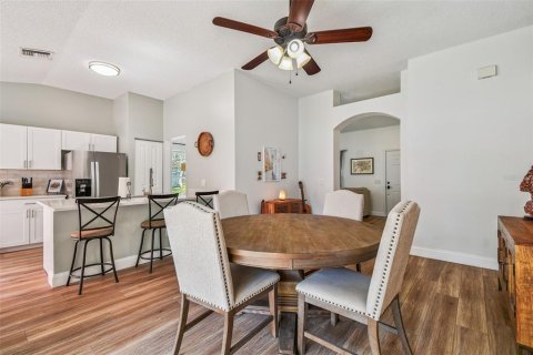 House in Tampa, Florida 3 bedrooms, 129.97 sq.m. № 1876413 - photo 16