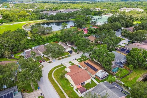 House in Tampa, Florida 3 bedrooms, 129.97 sq.m. № 1876413 - photo 6