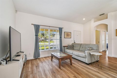 House in Tampa, Florida 3 bedrooms, 129.97 sq.m. № 1876413 - photo 13
