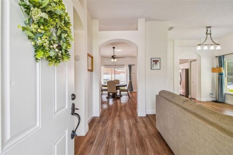 House in Tampa, Florida 3 bedrooms, 129.97 sq.m. № 1876413 - photo 11