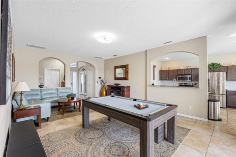 House in Odessa, Florida 5 bedrooms, 323.67 sq.m. № 1915128 - photo 7
