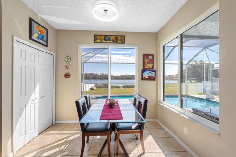 House in Odessa, Florida 5 bedrooms, 323.67 sq.m. № 1915128 - photo 8