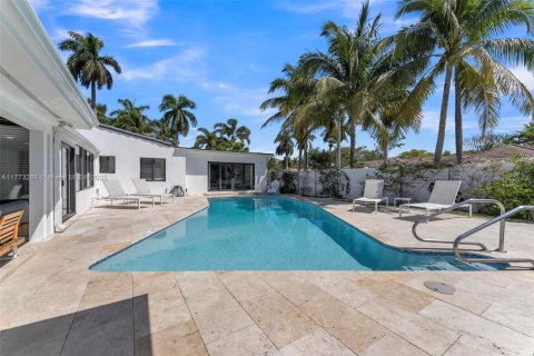 House in Hollywood, Florida 3 bedrooms, 155.24 sq.m. № 1965026 - photo 1