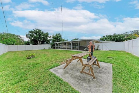 Villa ou maison à vendre à Sarasota, Floride: 3 chambres, 128.48 m2 № 2266255 - photo 19