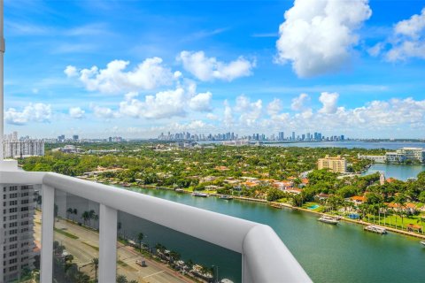 Condominio en venta en Miami Beach, Florida, 2 dormitorios, 128.21 m2 № 1819849 - foto 6