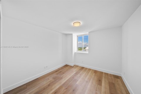 Condominio en venta en Miami Beach, Florida, 2 dormitorios, 128.21 m2 № 1819849 - foto 30