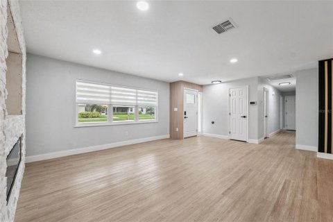 Купить виллу или дом в Брэндон, Флорида 3 комнаты, 154.5м2, № 1849943 - фото 9