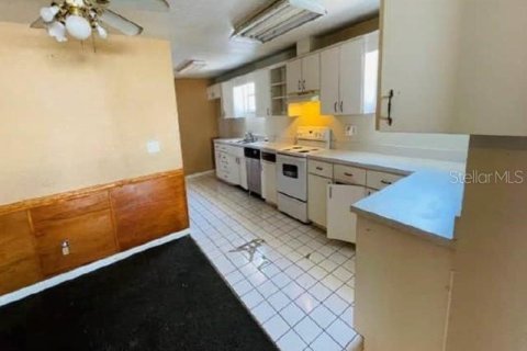 Casa en venta en Auburndale, Florida, 3 dormitorios, 176.05 m2 № 2109895 - foto 6
