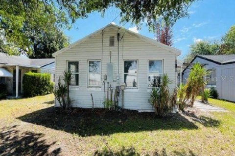 Casa en venta en Auburndale, Florida, 3 dormitorios, 176.05 m2 № 2109895 - foto 2